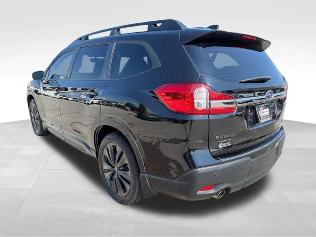 Used 2022 Black Subaru Onyx Edition image 5