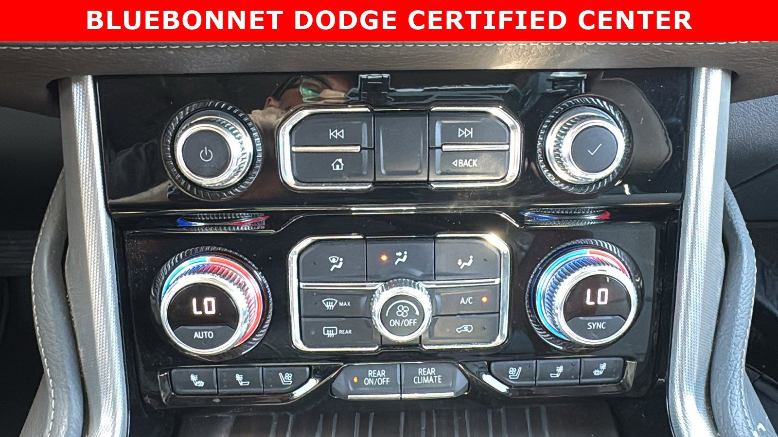Certified Used 2022 White Frost Tricoat GMC Denali image 21