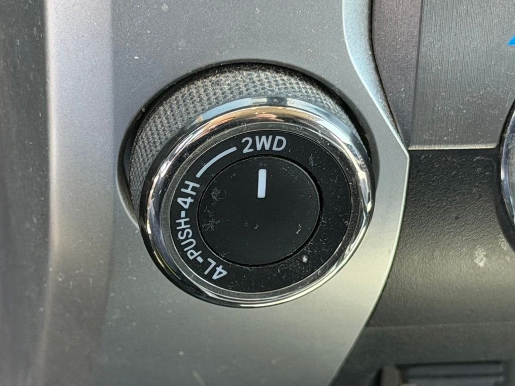 Used 2020 White Toyota SR5 image 16