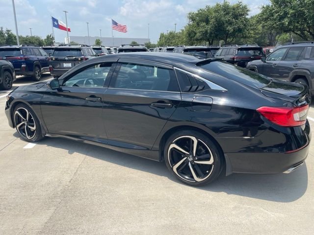 Used 2019  Honda Sport image 5