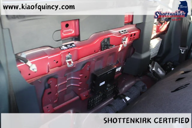 Used 2025  Ford XLT image 17