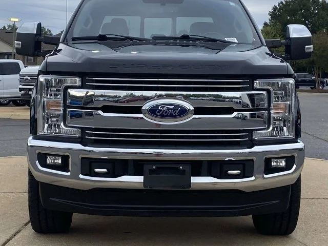 Used 2019 Black Ford Lariat image 7