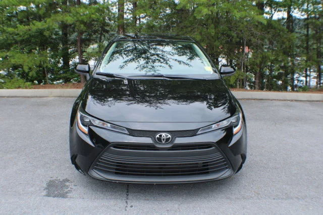 Used 2025 Midnight Black Metallic Toyota LE image 15
