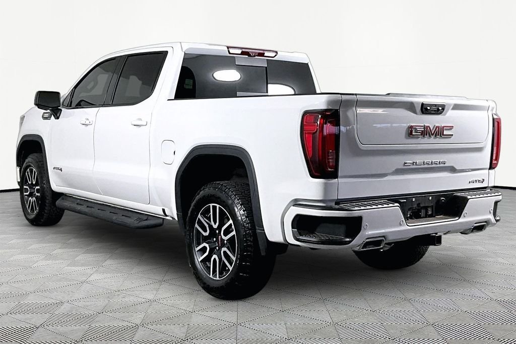 Used 2025 White GMC AT4 image 3