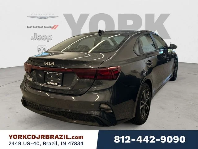 Used 2024 Gray Kia LXS image 5