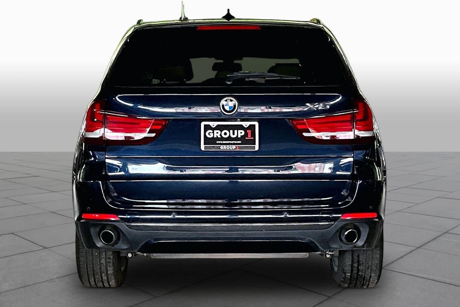 Used 2017 Imperial Blue Metallic BMW xDrive35i image 4