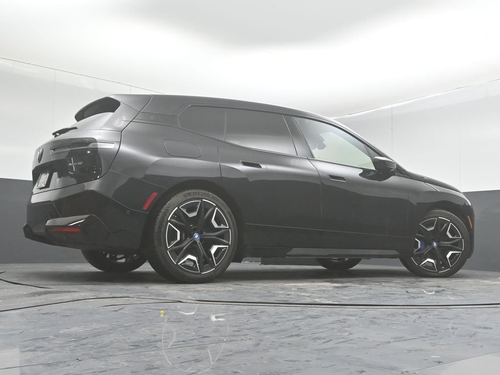 2023 BMW IX - Image 43