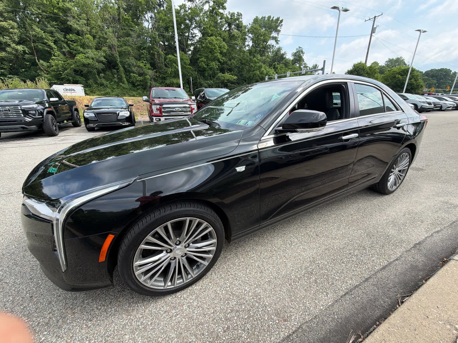 Used 2020 BLACK RAVEN Cadillac Premium Luxury image 3