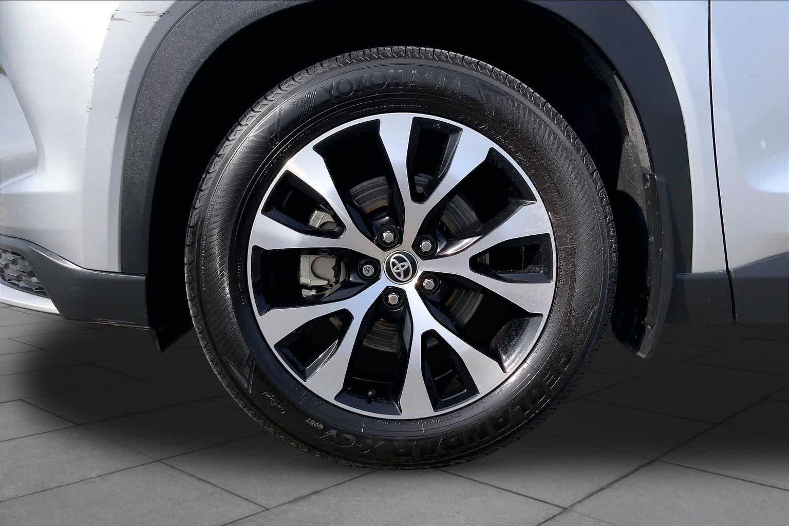 Used 2024 Celestial Silver Metallic Toyota Hybrid MAX Limited image 11