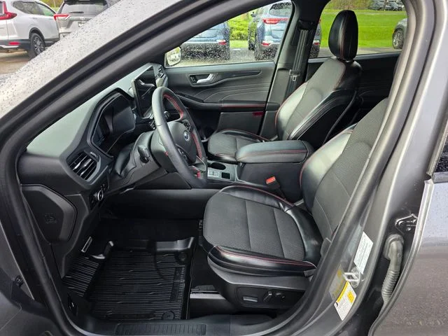 Used 2023 Gray Metallic Ford ST-Line Select image 16