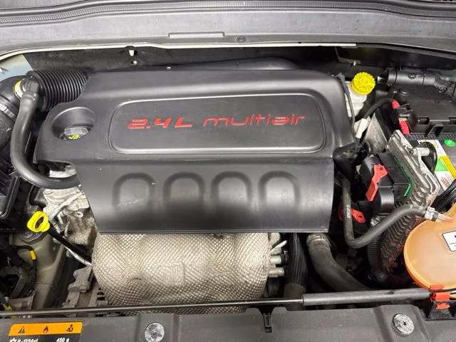 Used 2016 Gray Jeep Trailhawk image 9