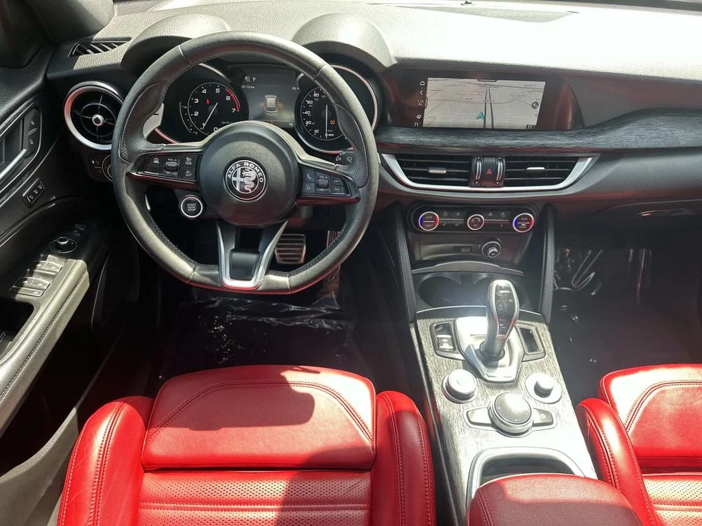 Used 2023 Gray Metallic Alfa Romeo Sprint image 19