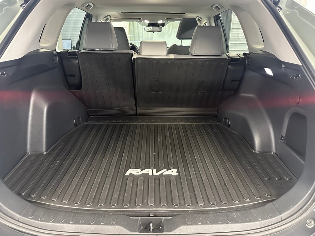 2023 Toyota RAV4 XLE Premium - Photo 25