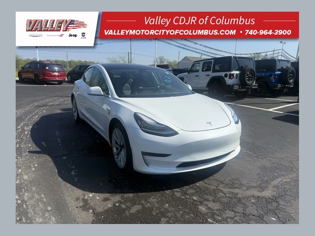 2020 Tesla Model 3 Long Range Dual Motor All-Wheel Drive's photo