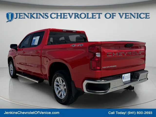 Used 2025 Red Hot Chevrolet LT (2FL) image 7