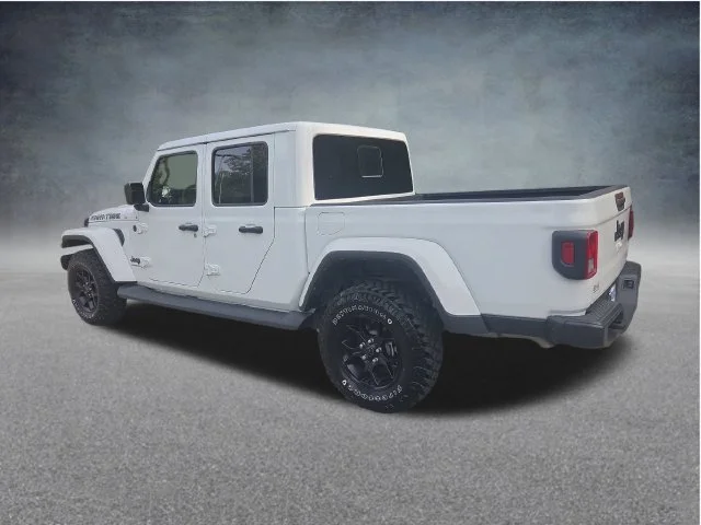 Used 2025 White Jeep High Tide image 5