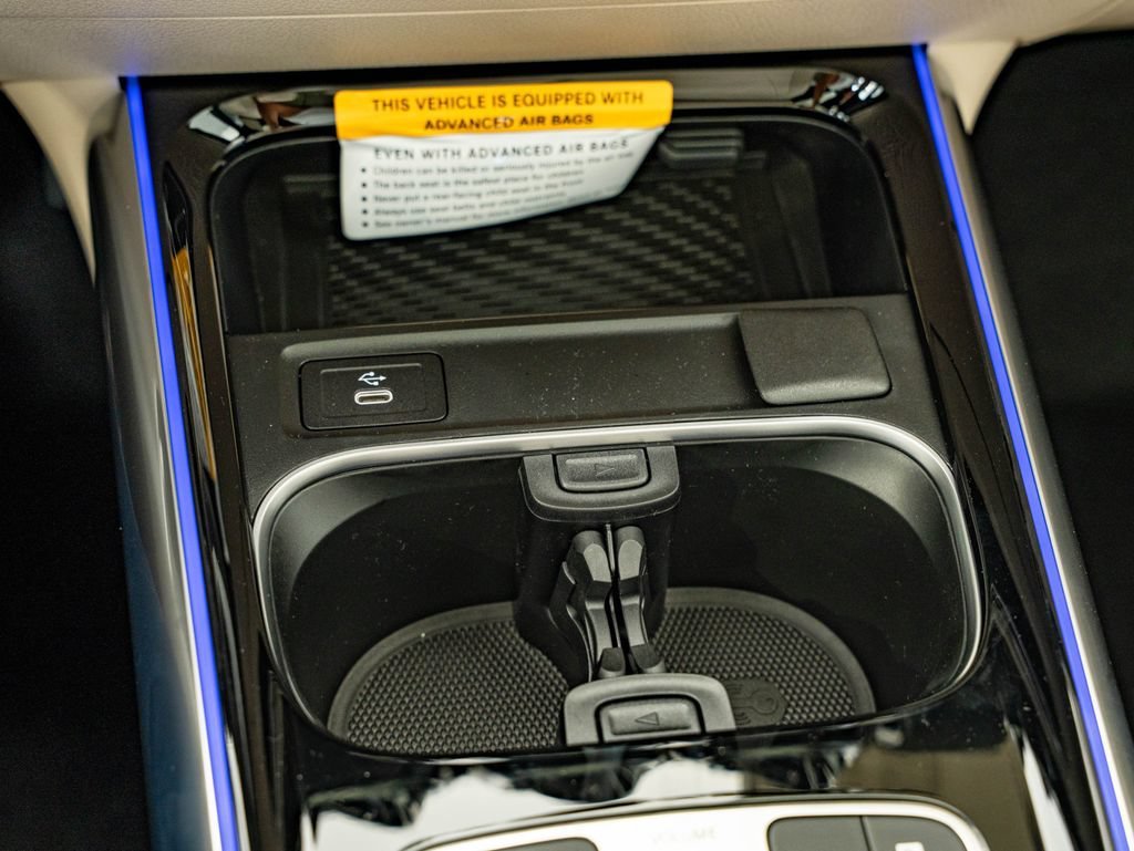 New 2026 Cosmos Black Metallic Mercedes-Benz GLA 250 image 37
