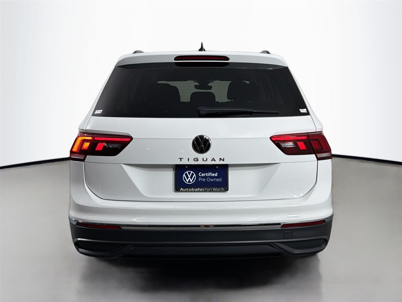 Certified Used 2023  Volkswagen S image 6