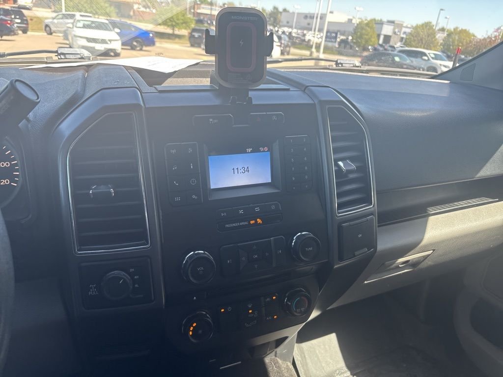 Used 2018 Silver Ford XLT image 22