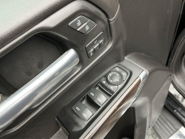 Used 2019 Onyx Black GMC SLT image 8