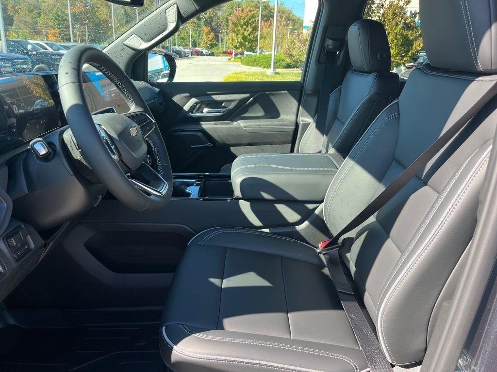 2026 Chevrolet Silverado EV LT - Photo 9