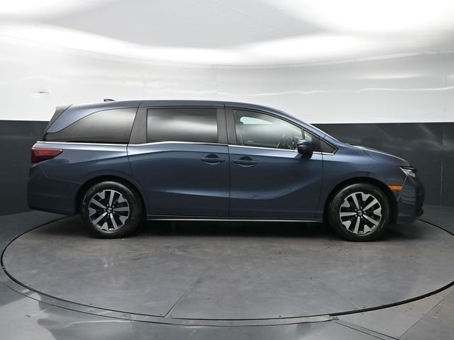 Certified Used 2025 Smoke Blue Pearl Honda EX-L image 4