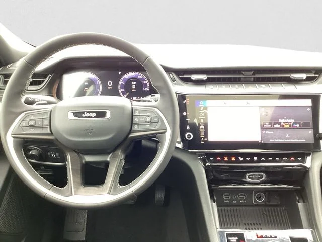 New 2026 Silver Jeep LAREDO ALTITUDE 4X4 image 11