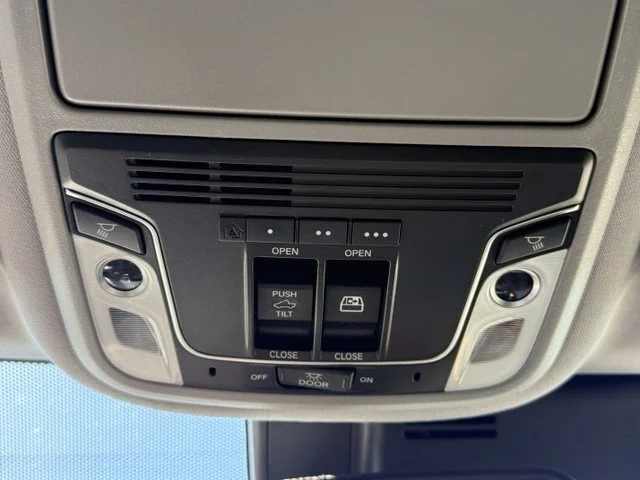Used 2020  Honda RTL-E image 25