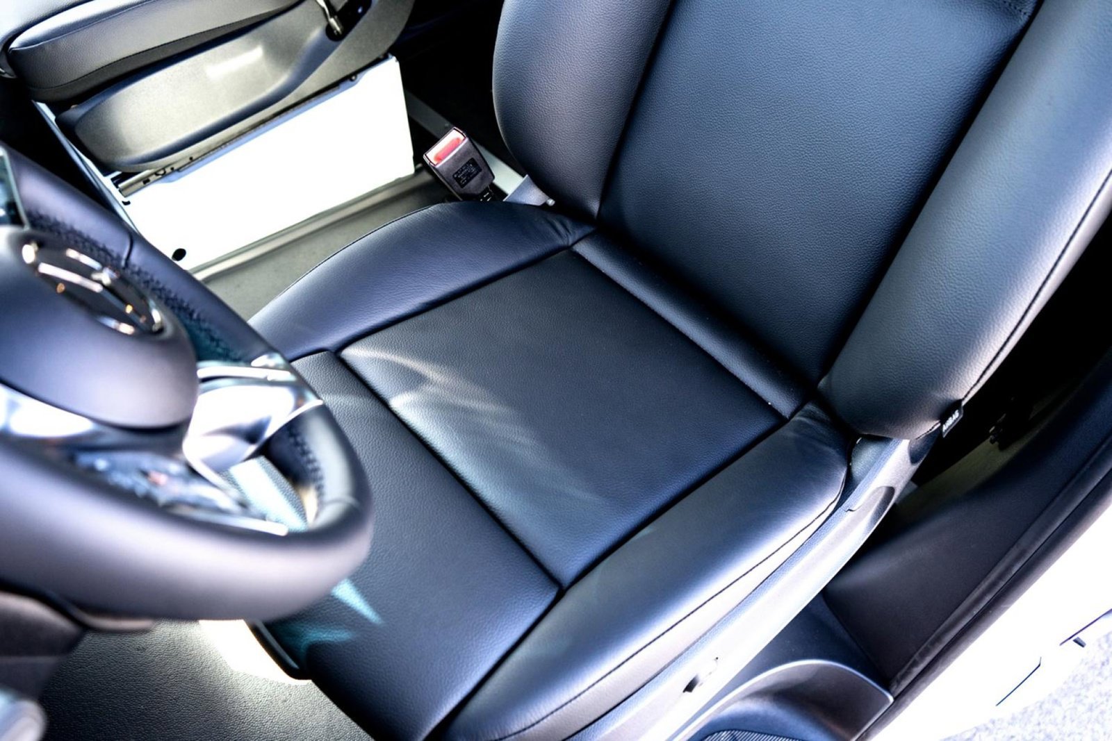 New 2025 Arctic White Mercedes-Benz Passenger 144 WB image 15