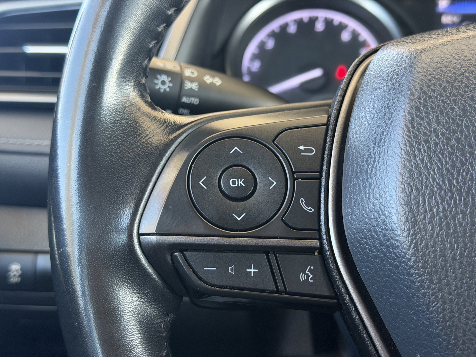 Certified Used 2023 Midnight Black Metallic Toyota SE image 17