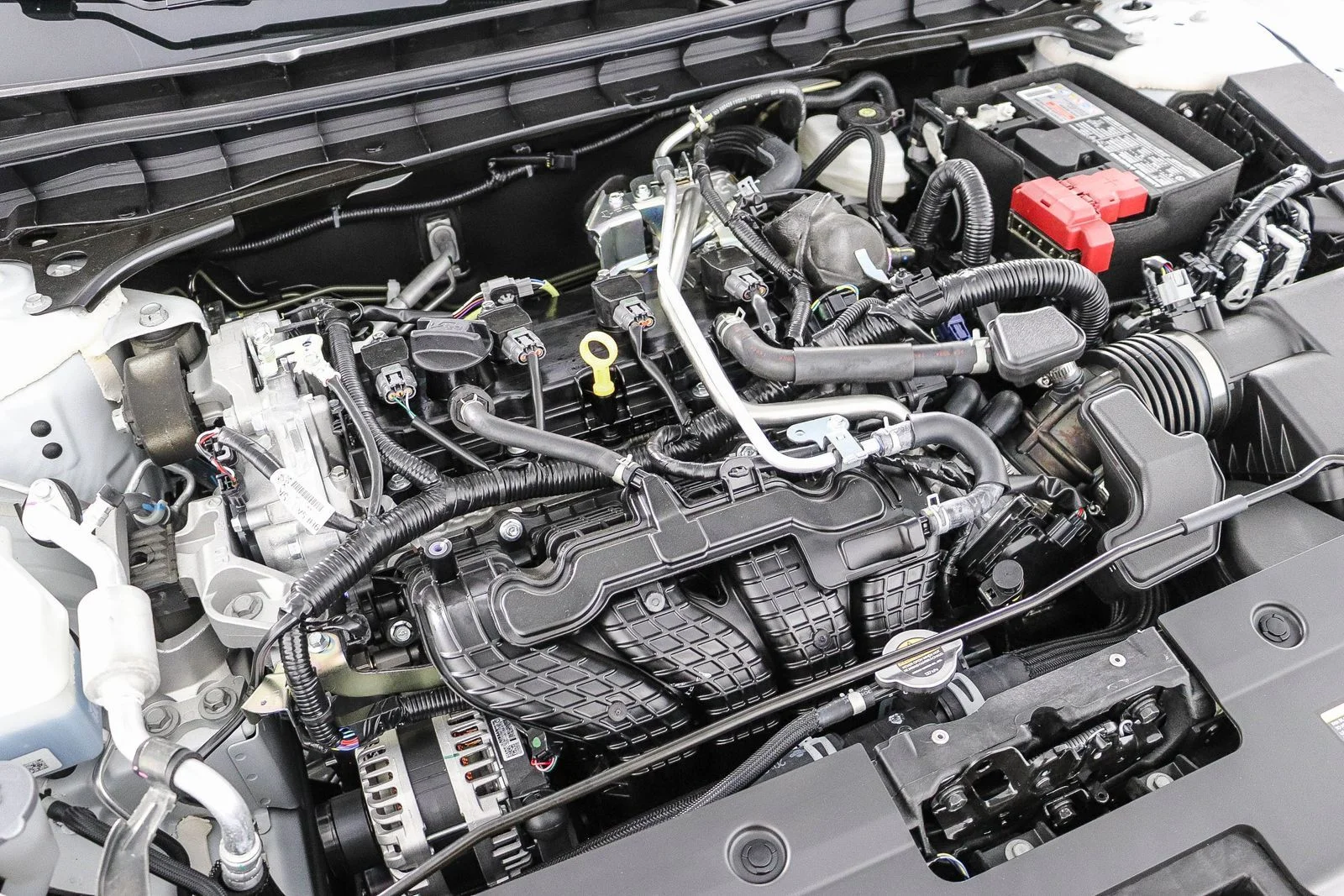 New 2026 Pearl White TriCoat / Super Black Two-tone Nissan SR image 14