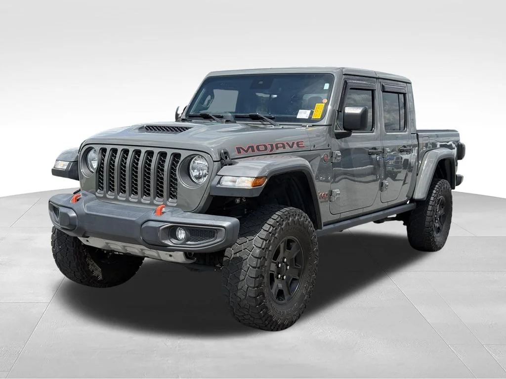 Used 2021 Gray Jeep Mojave image 1