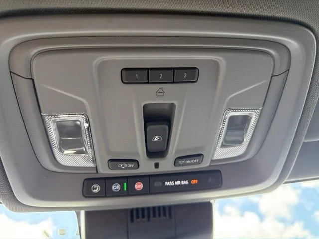 New 2026 Onyx Black GMC Elevation image 44