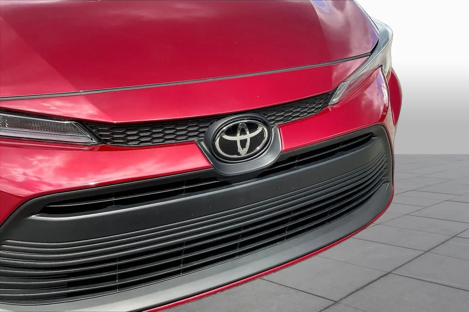 Used 2023 Ruby Flare Pearl Toyota LE image 29