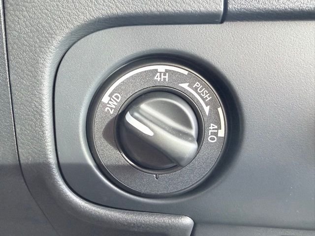 2026 Nissan Frontier SV - Photo 16