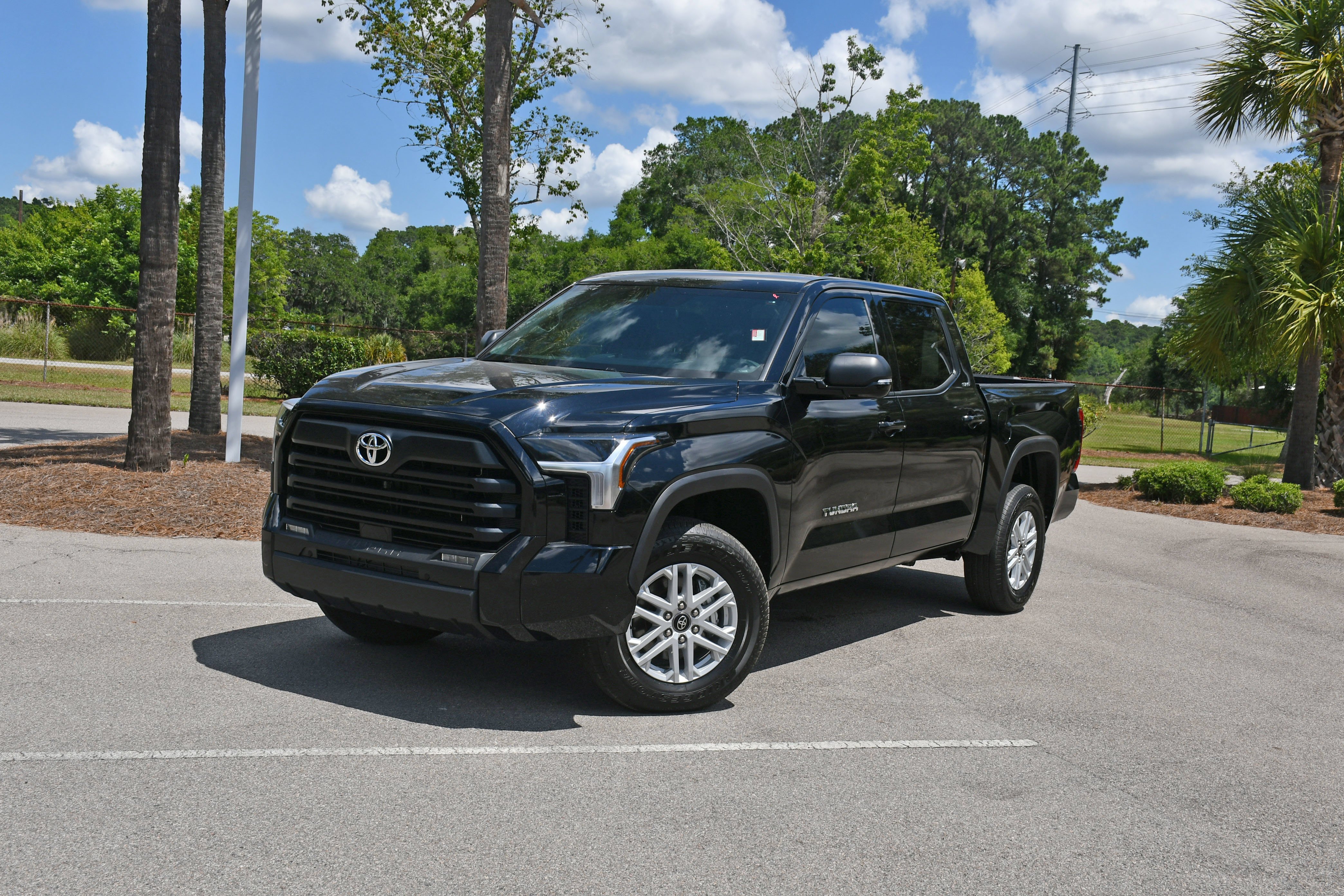 2026 Toyota Tundra SR5 - Photo 6