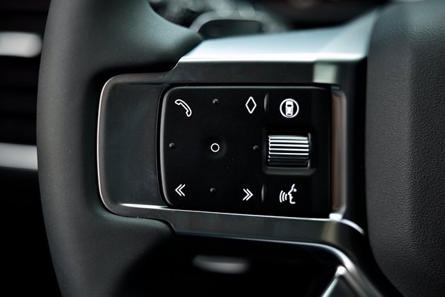 2026 Land Rover Discovery Gemini Edition - Photo 44