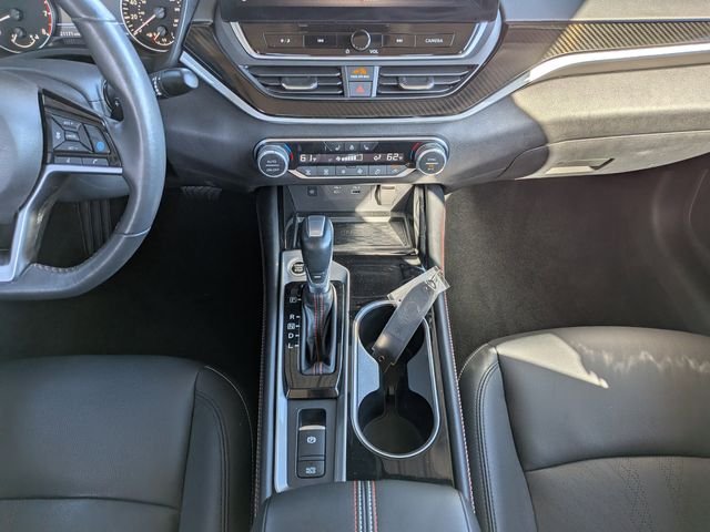Used 2023 Red Nissan 2.0 SR image 15