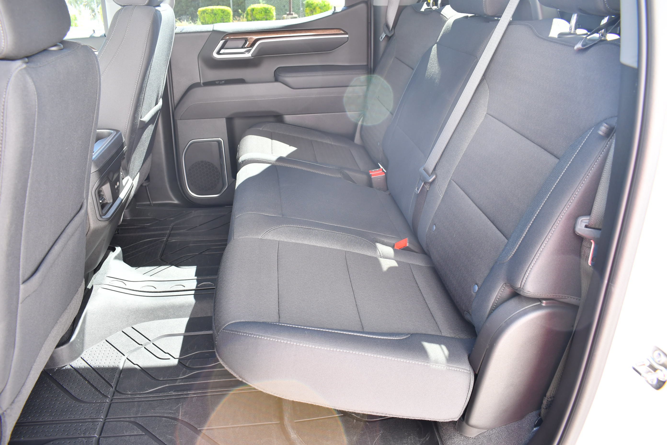 2025 Chevrolet Silverado 1500 LT - Photo 29