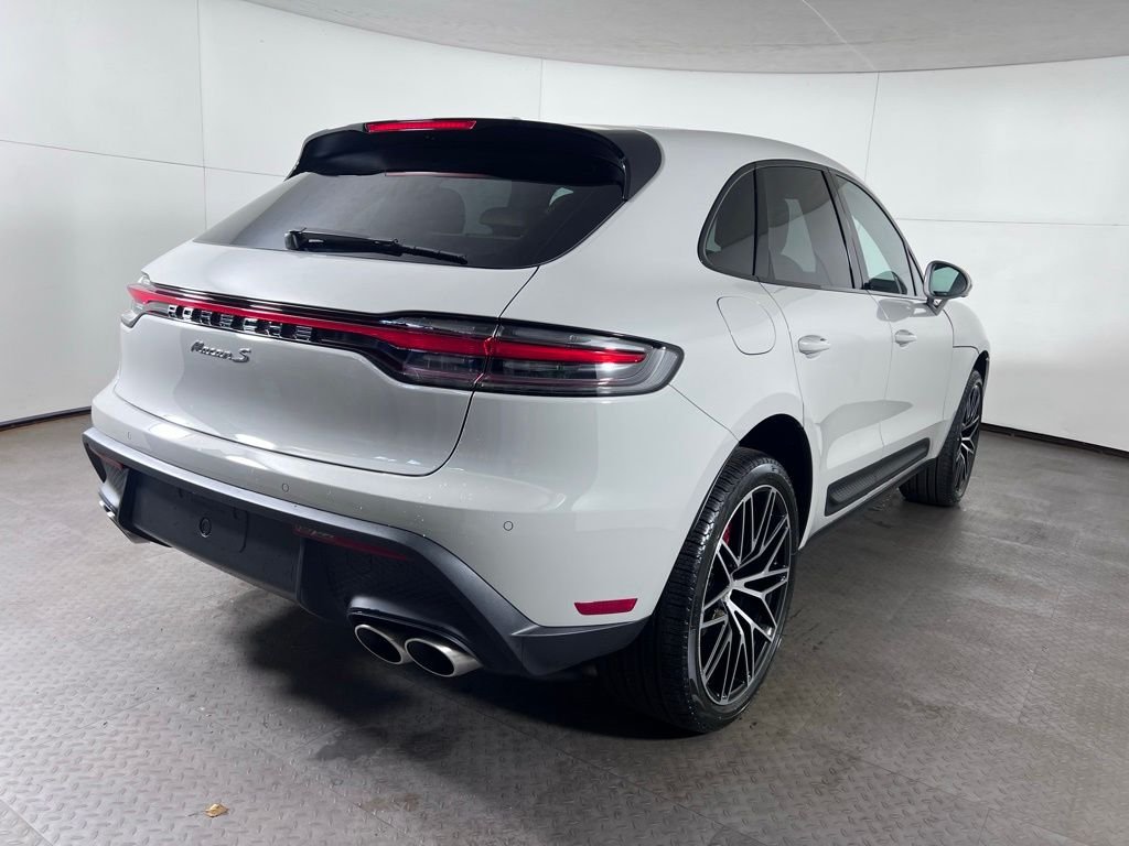 New 2026 Chalk Porsche S image 7