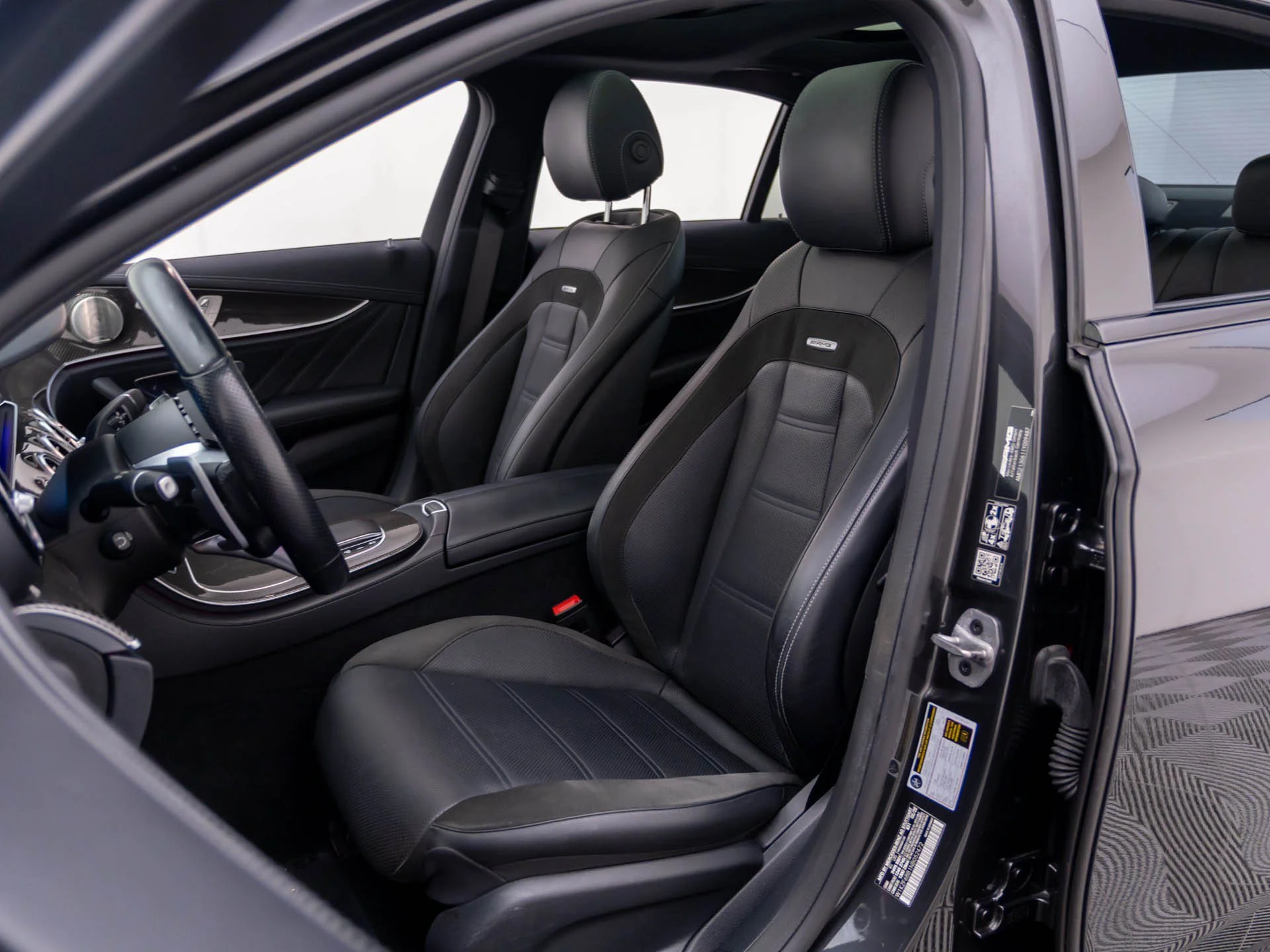 Used 2022  Mercedes-Benz E 53 AMG® image 17