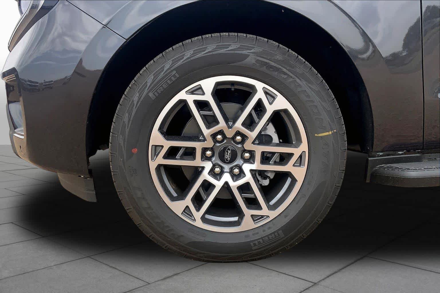 New 2026 Dark Matter Gray Metallic Ford Active image 11