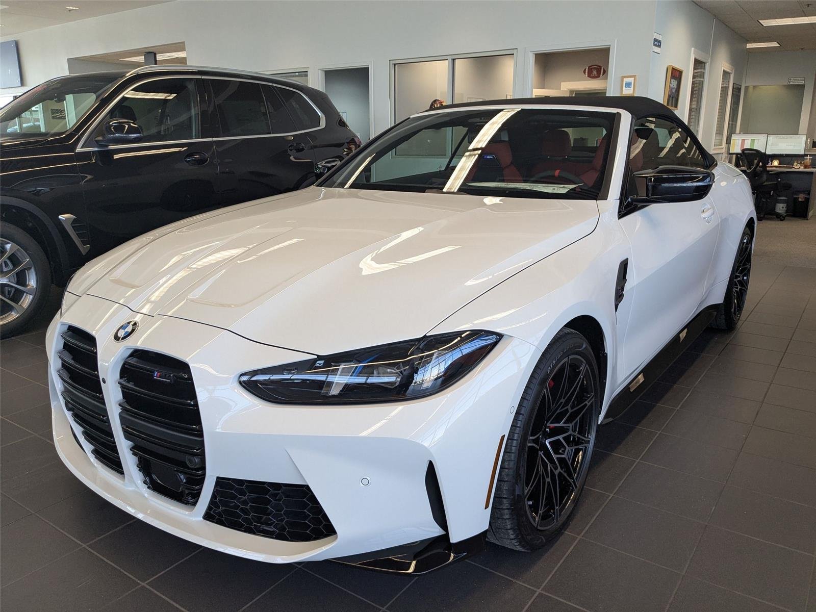 New 2026 Alpine White BMW Competition xDrive image 9