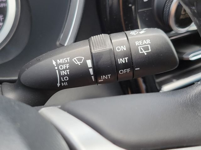 Certified Used 2022  Toyota XLE image 17