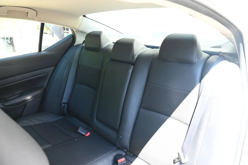2022 Nissan Altima SR - Photo 30
