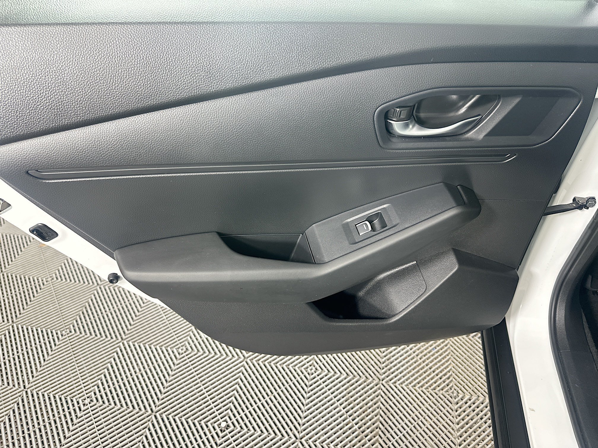 Used 2024 Platinum Honda EX image 23