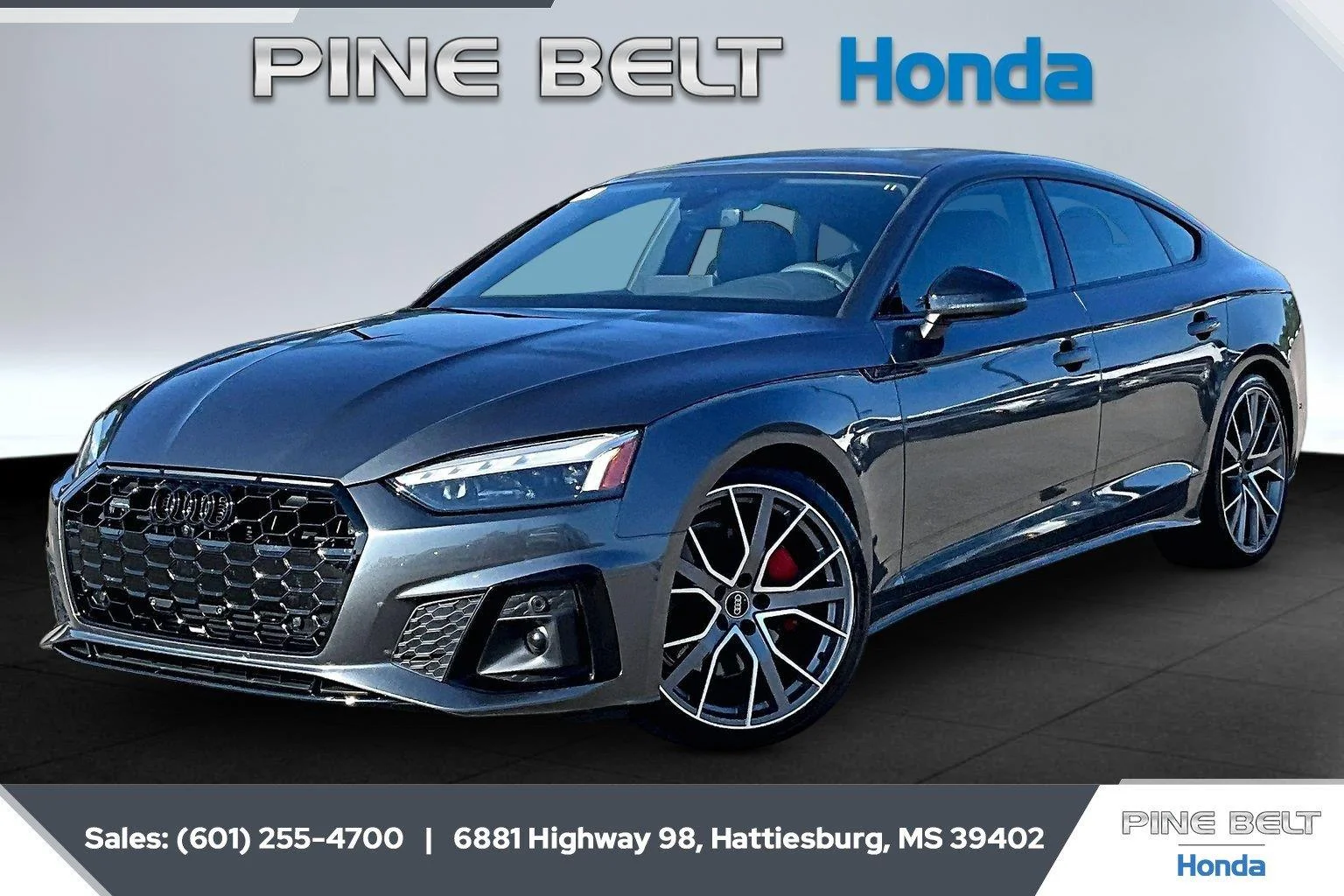 Used 2025 Daytona Gray Pearl Effect Audi S line Premium Plus image 10