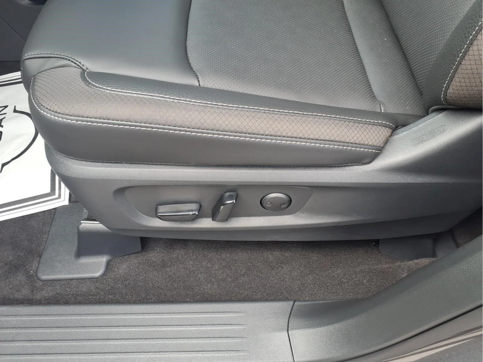 New 2026 Gun Metallic Nissan SL image 15