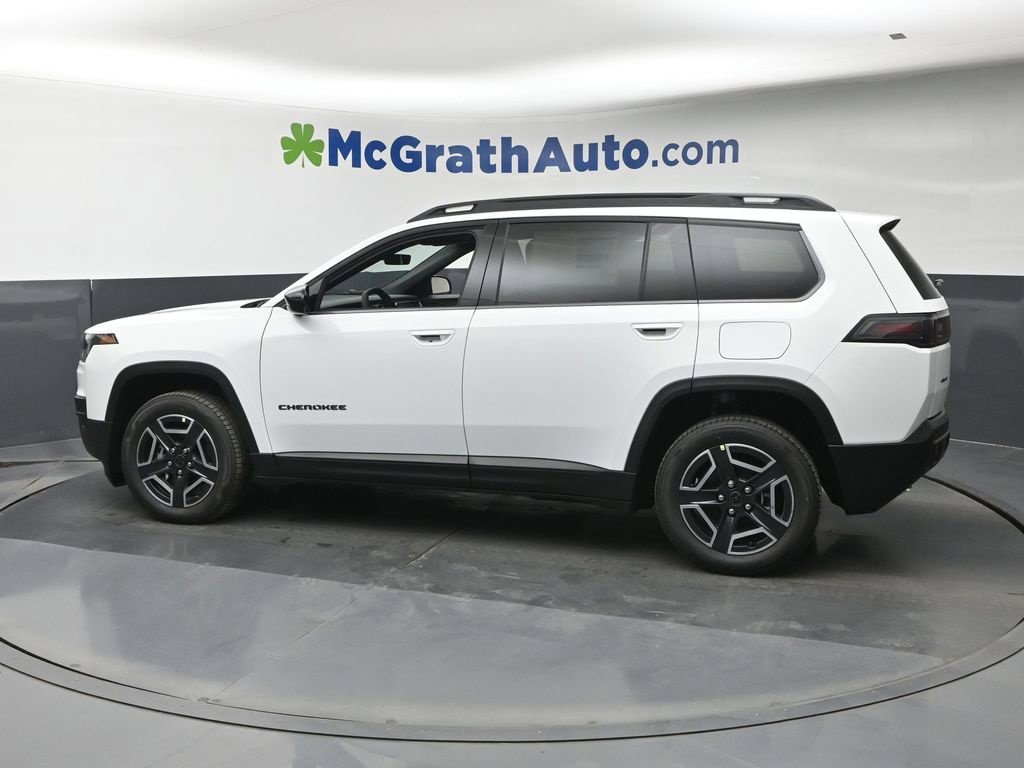 New 2026 Bright White Clear-Coat Exterior Paint Jeep Laredo image 22
