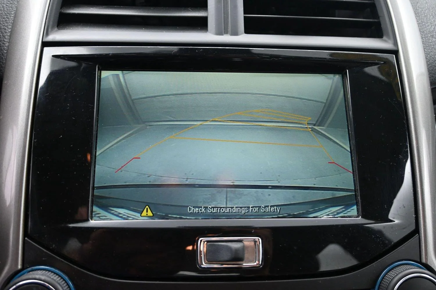 Used 2015 ASHEN GRAY METALLIC Chevrolet LT image 21